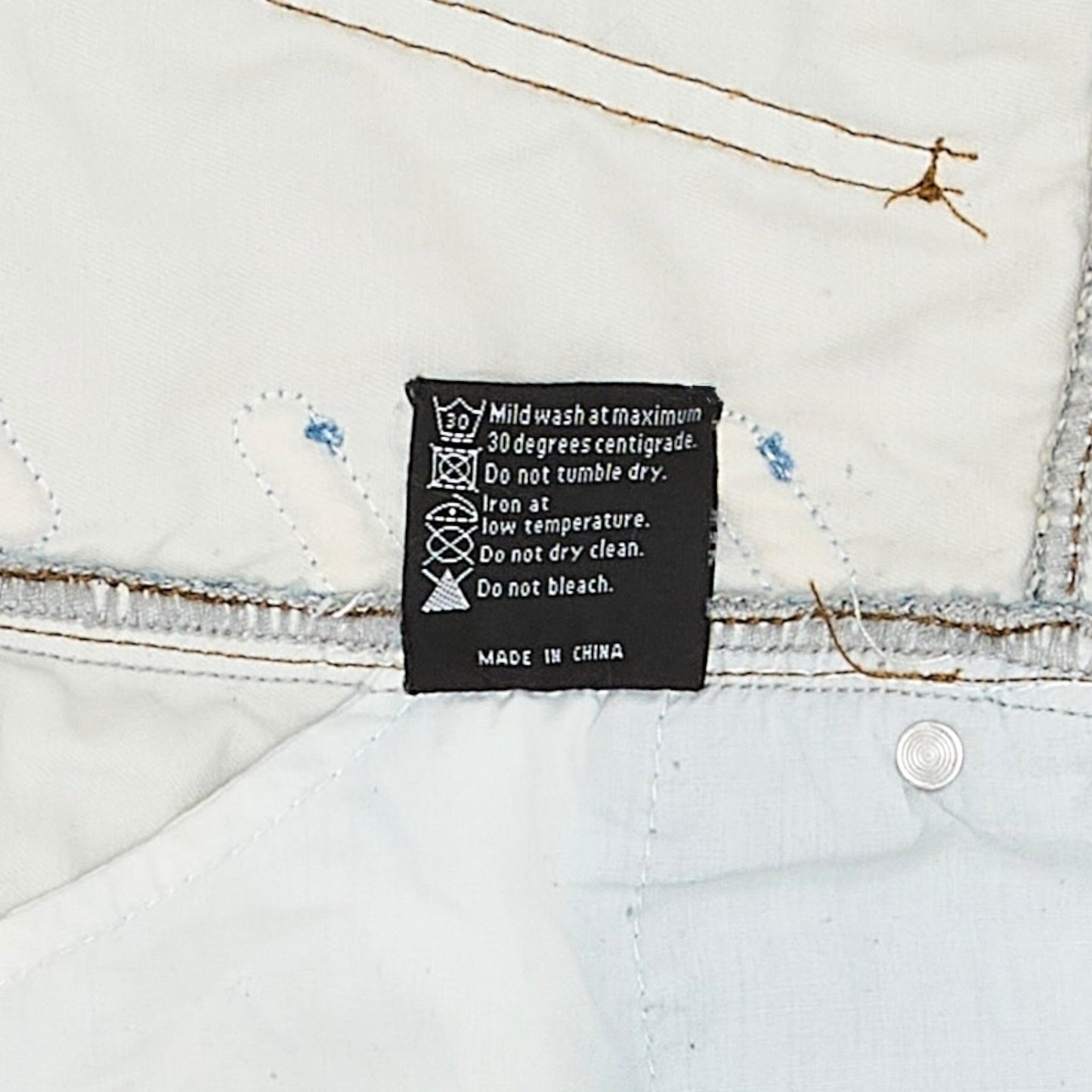 01e30d9a-c5a1-4d22-af41-fa91fe761042