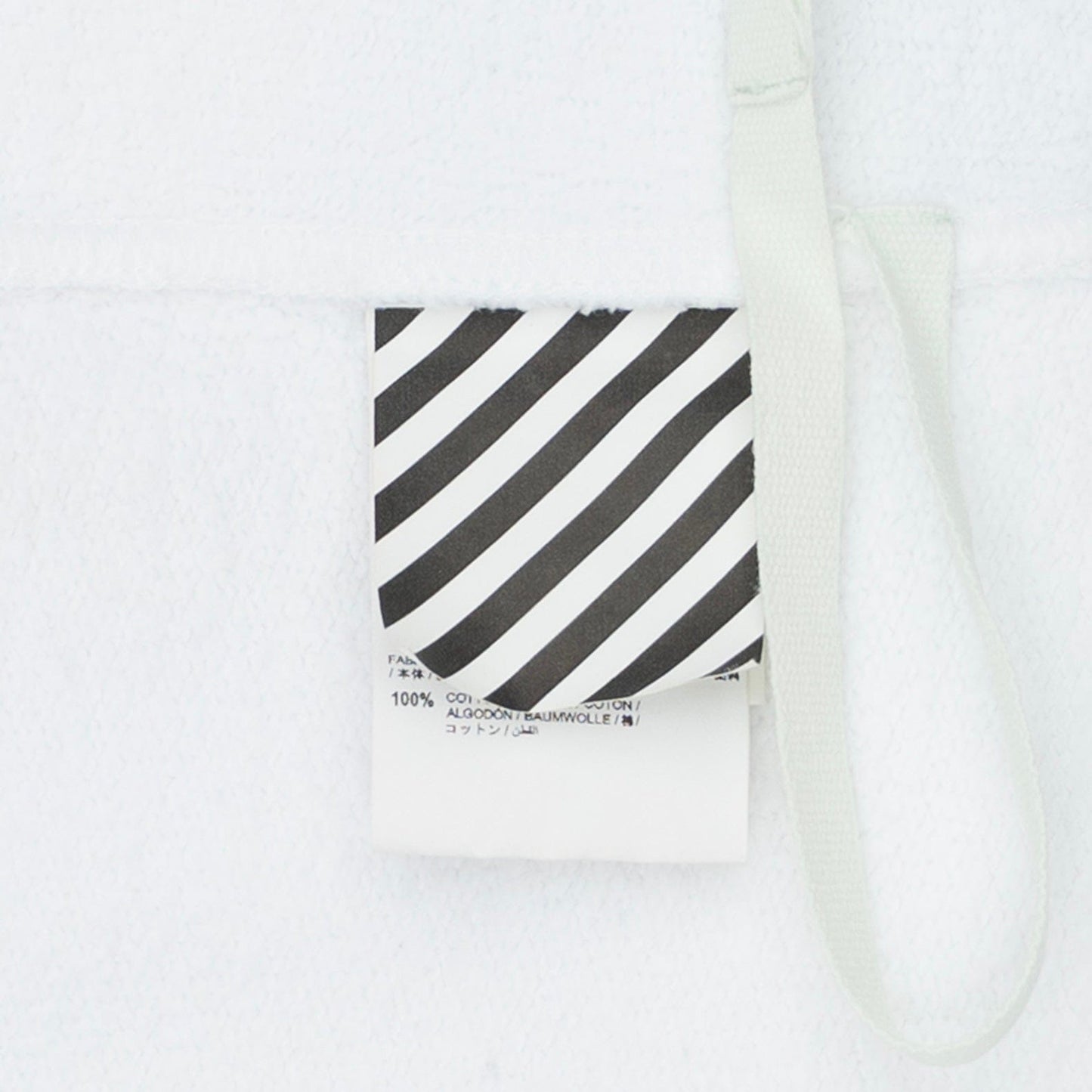 17a79250-a8cf-423a-91e9-401cce379e9b