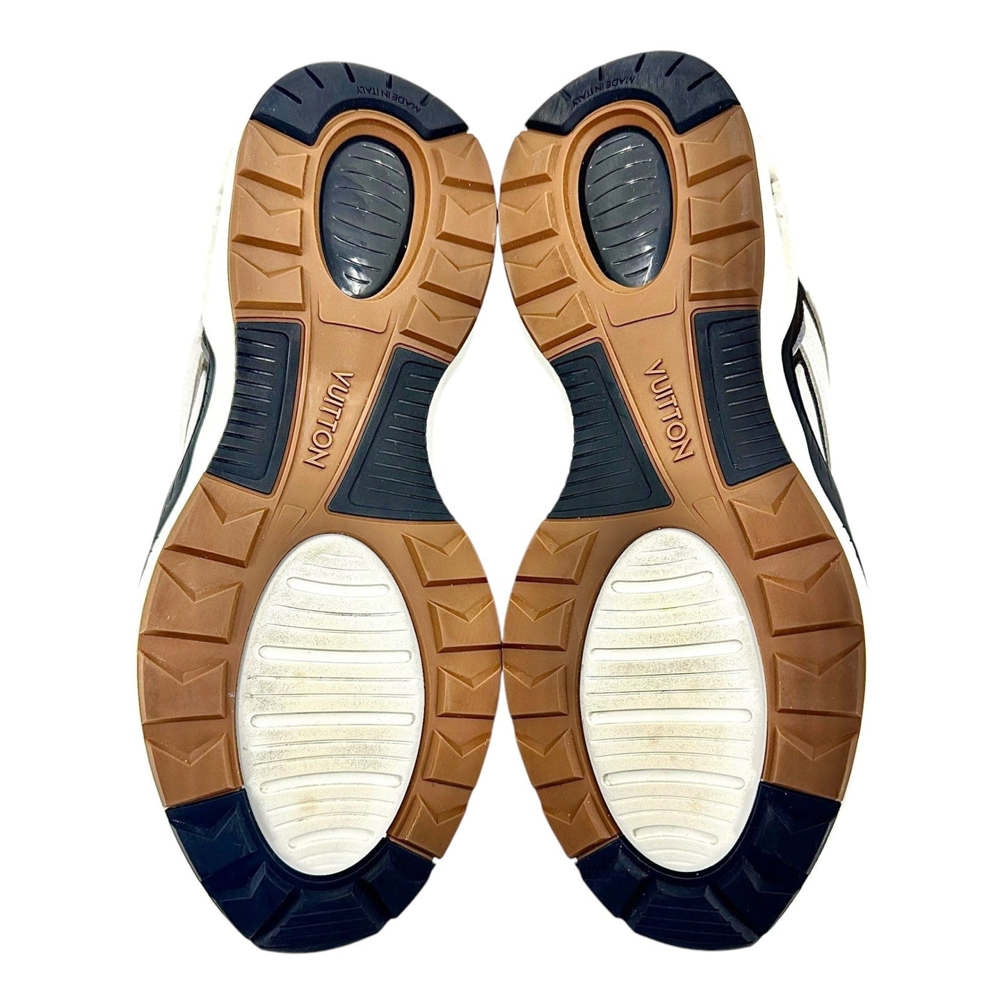 18686127-2005-47ab-a127-9bb9777e45b3