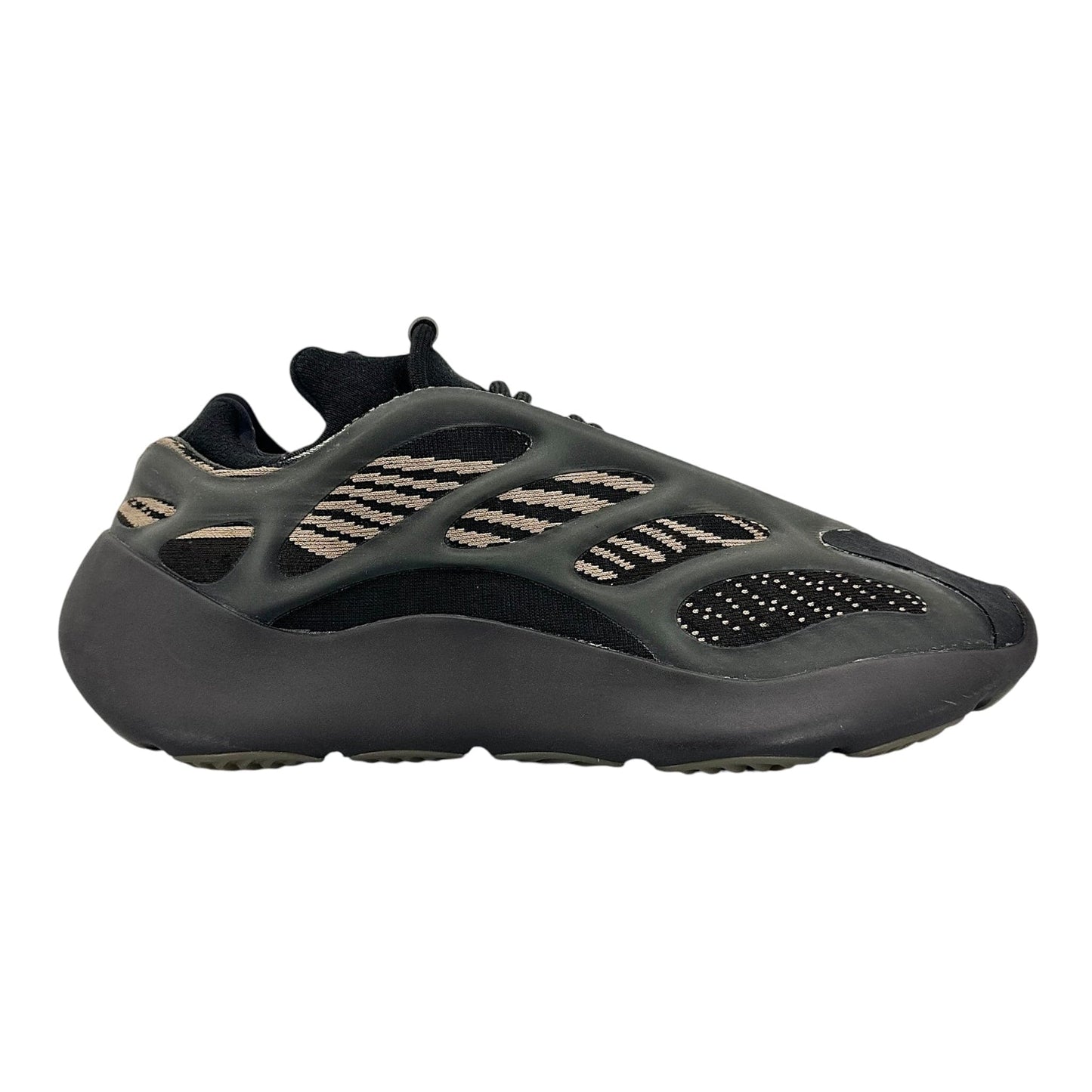 6a64e50a-e3c9-40b3-bbc9-bfa570c41932