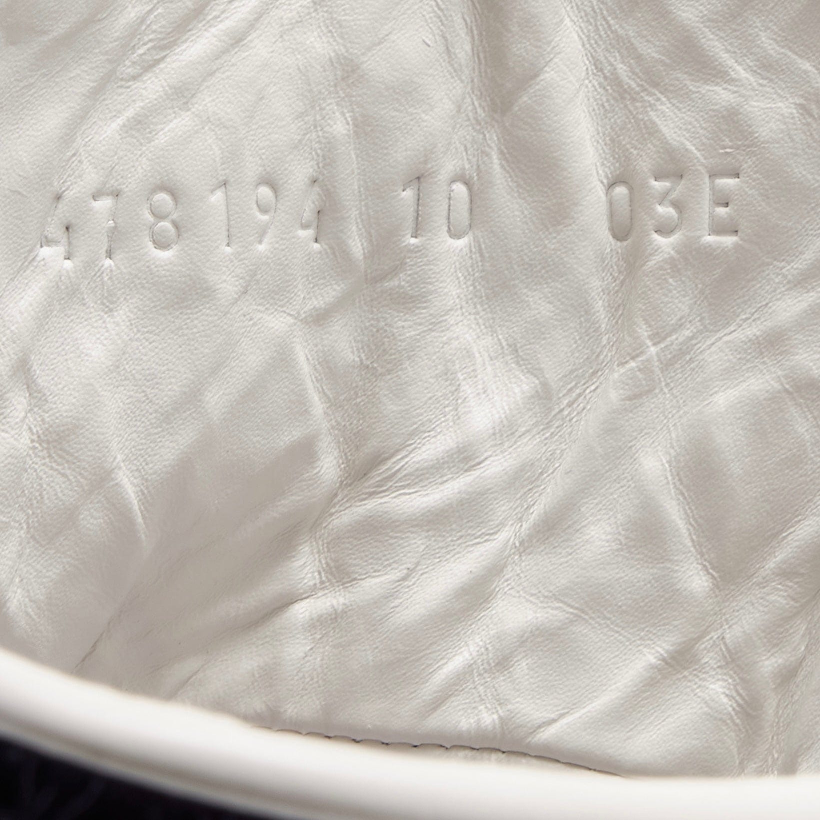 7d4d7f93-7206-4d5e-becb-728fa84c0653