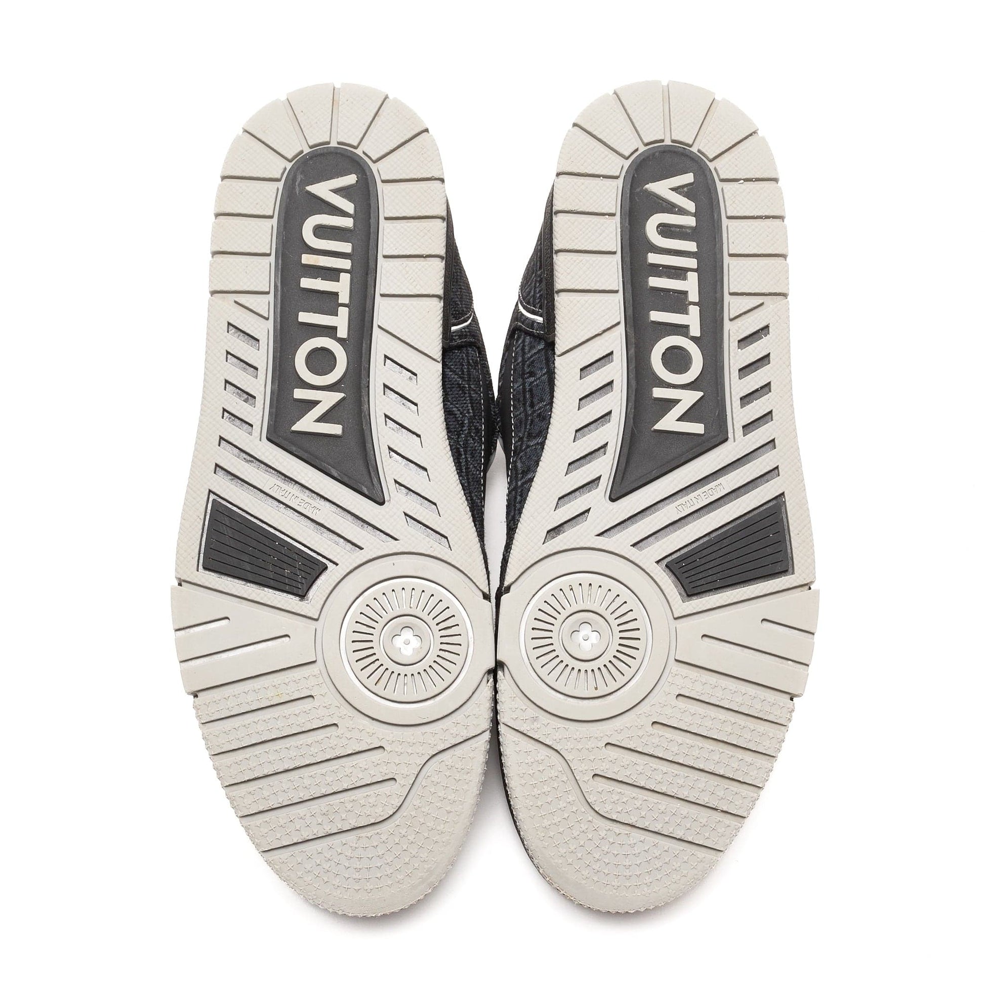 b1356f1b-cd96-4cad-8084-6e077cc0e10f