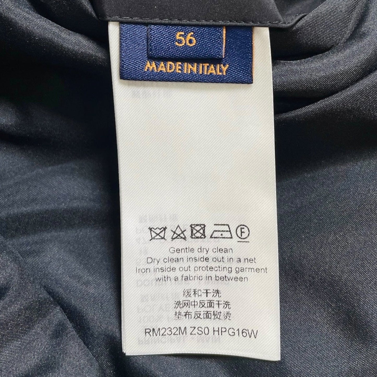 b747ec6e-b714-47c3-8e92-41e244db3e95