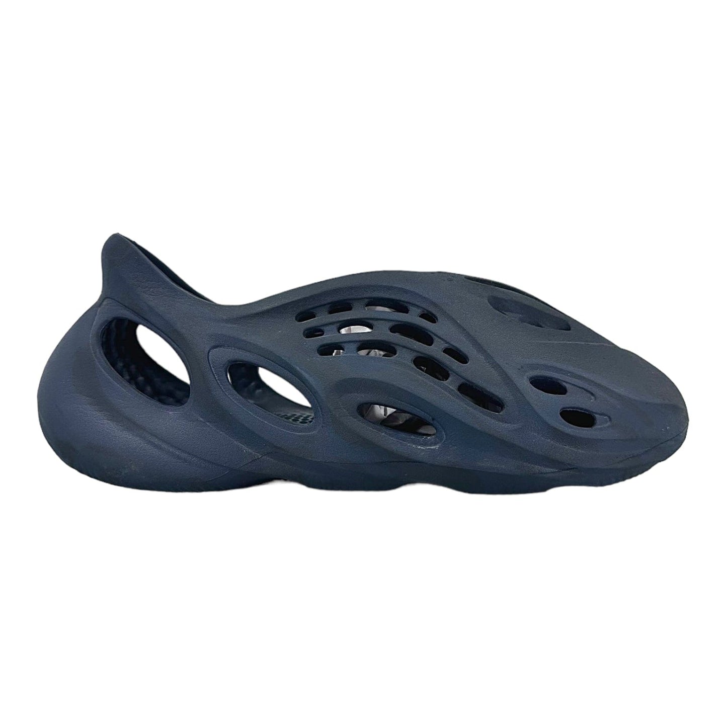 bc76bb13-ce03-497e-bc42-3da214807b6d