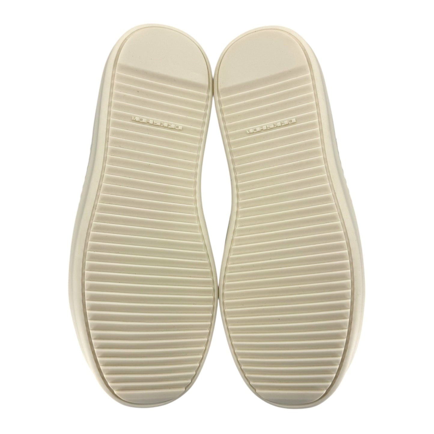 cb8c8afc-3666-4fe7-9f96-0bdc527590f1