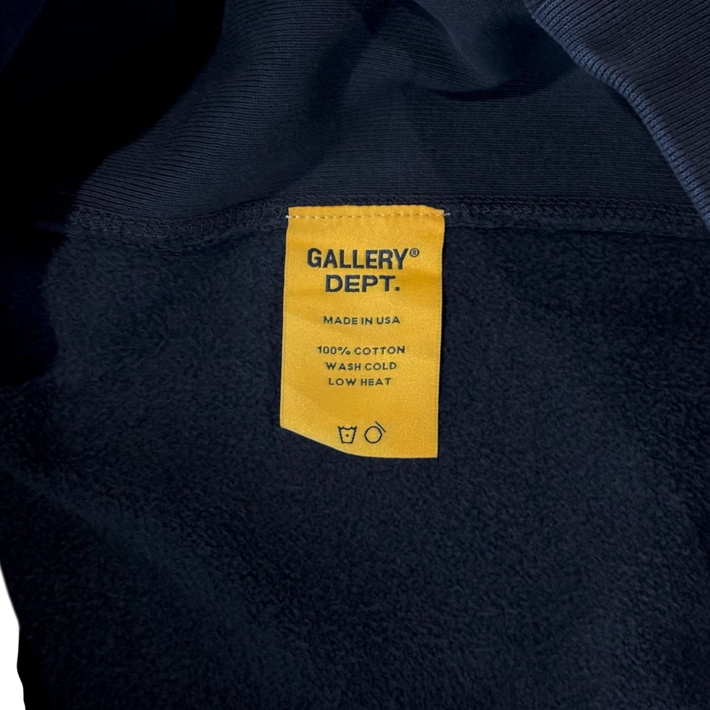 e3003456-c8df-43ef-bf03-03d40165e5fd