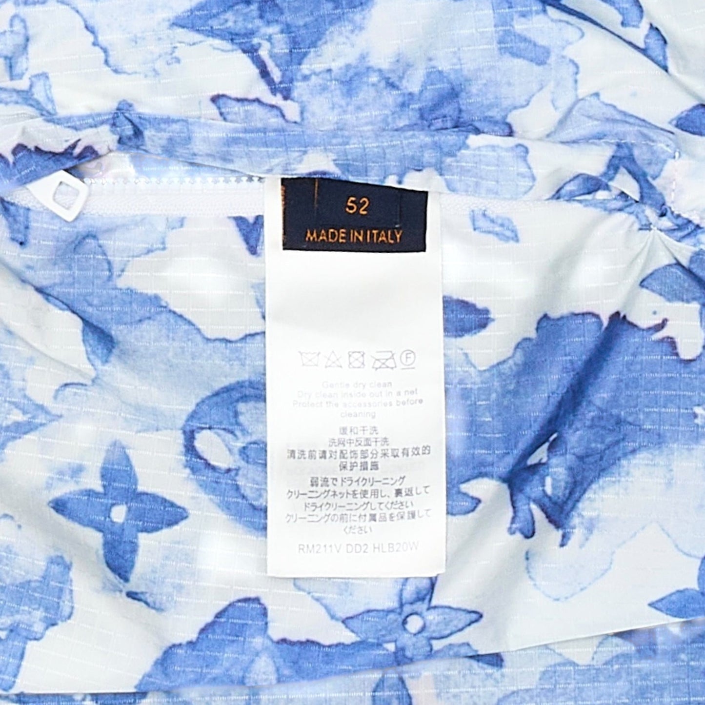 e7f2ba3d-d629-47ab-a414-6d2338b5aafd