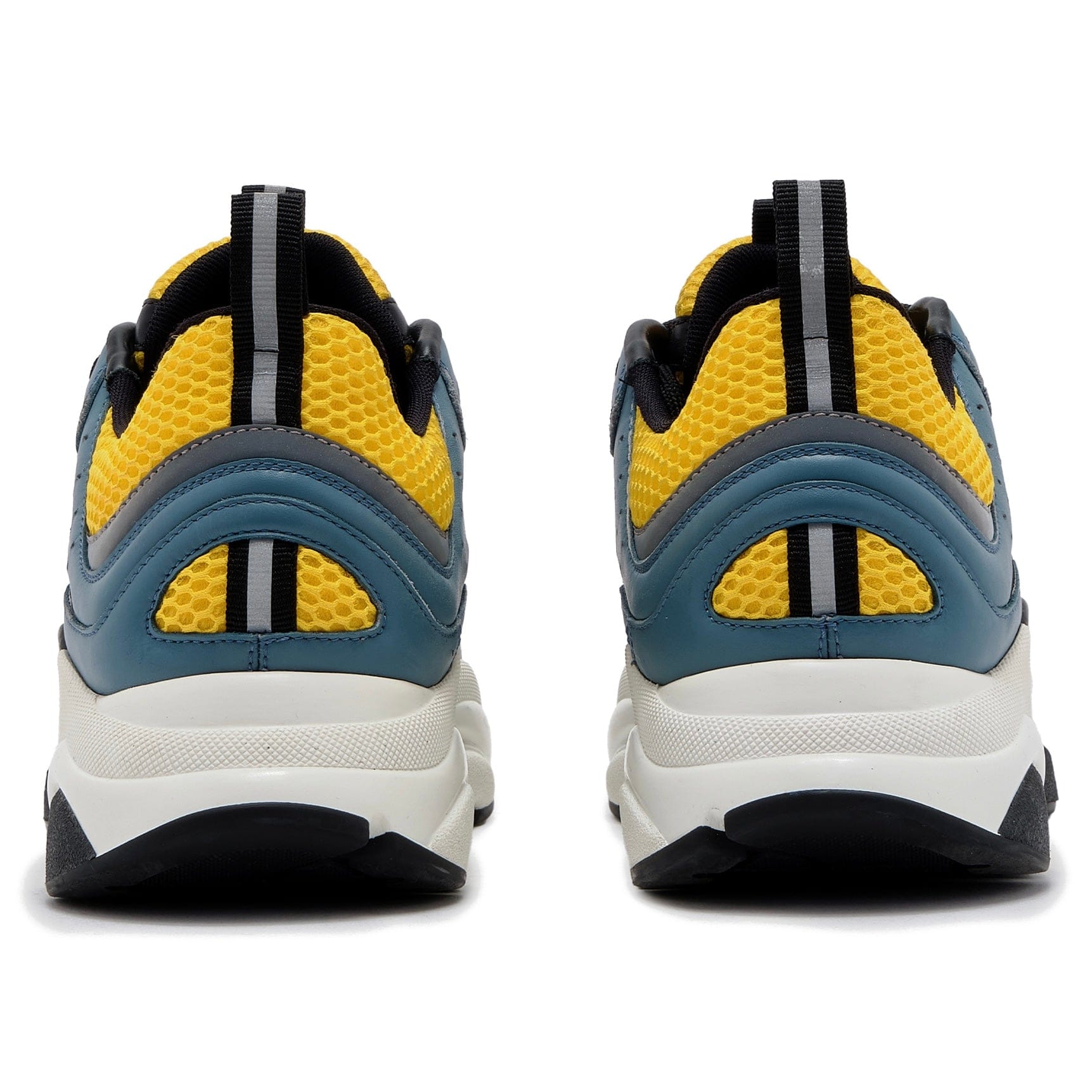 e8d1dfb1-e2c3-422e-a4e7-311c58b28657