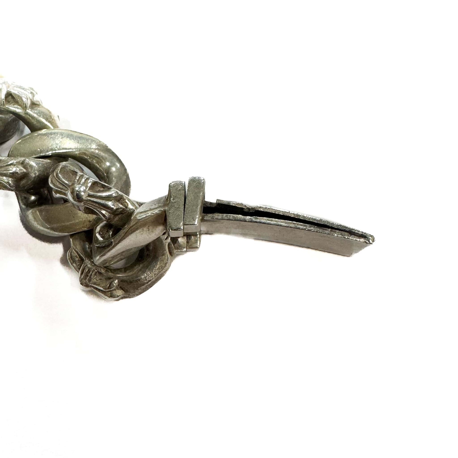 f6208d9d-8fb6-4dbb-8e16-1efa51357d21