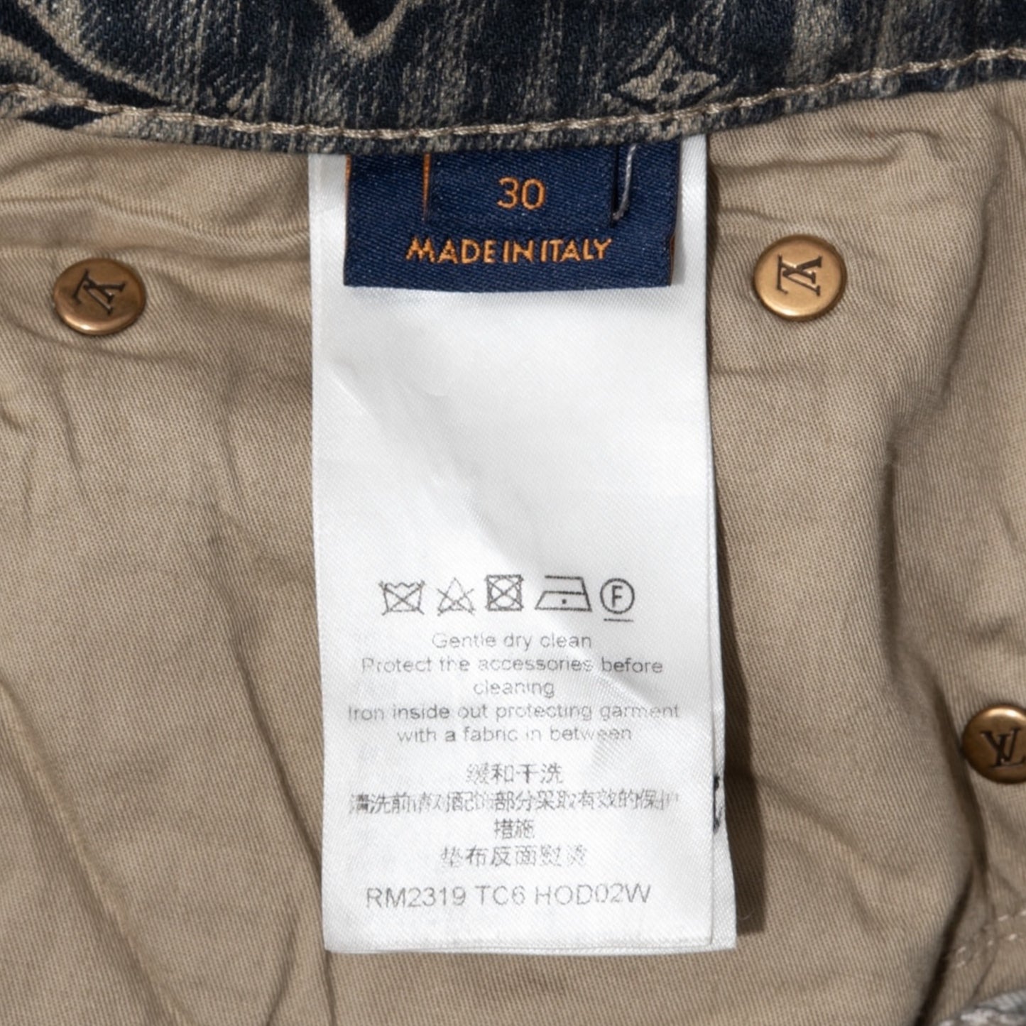 fd4c2231-9494-4f72-ae6b-9a6a93a0d5d5