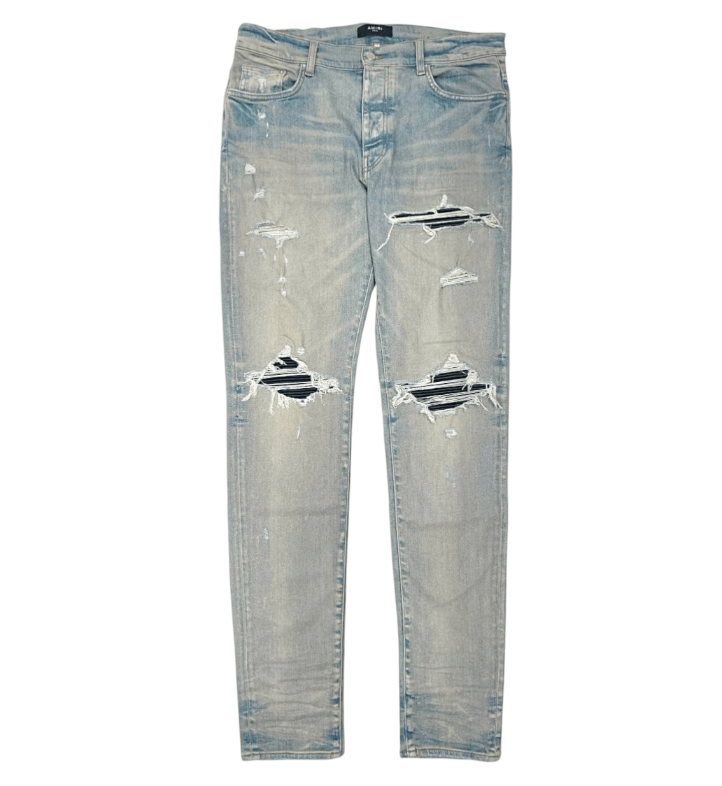 275498b1-a3cd-48c6-b310-00232758edb3