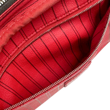 293da1fe-1c2b-4e83-bea5-95a9debc92bc