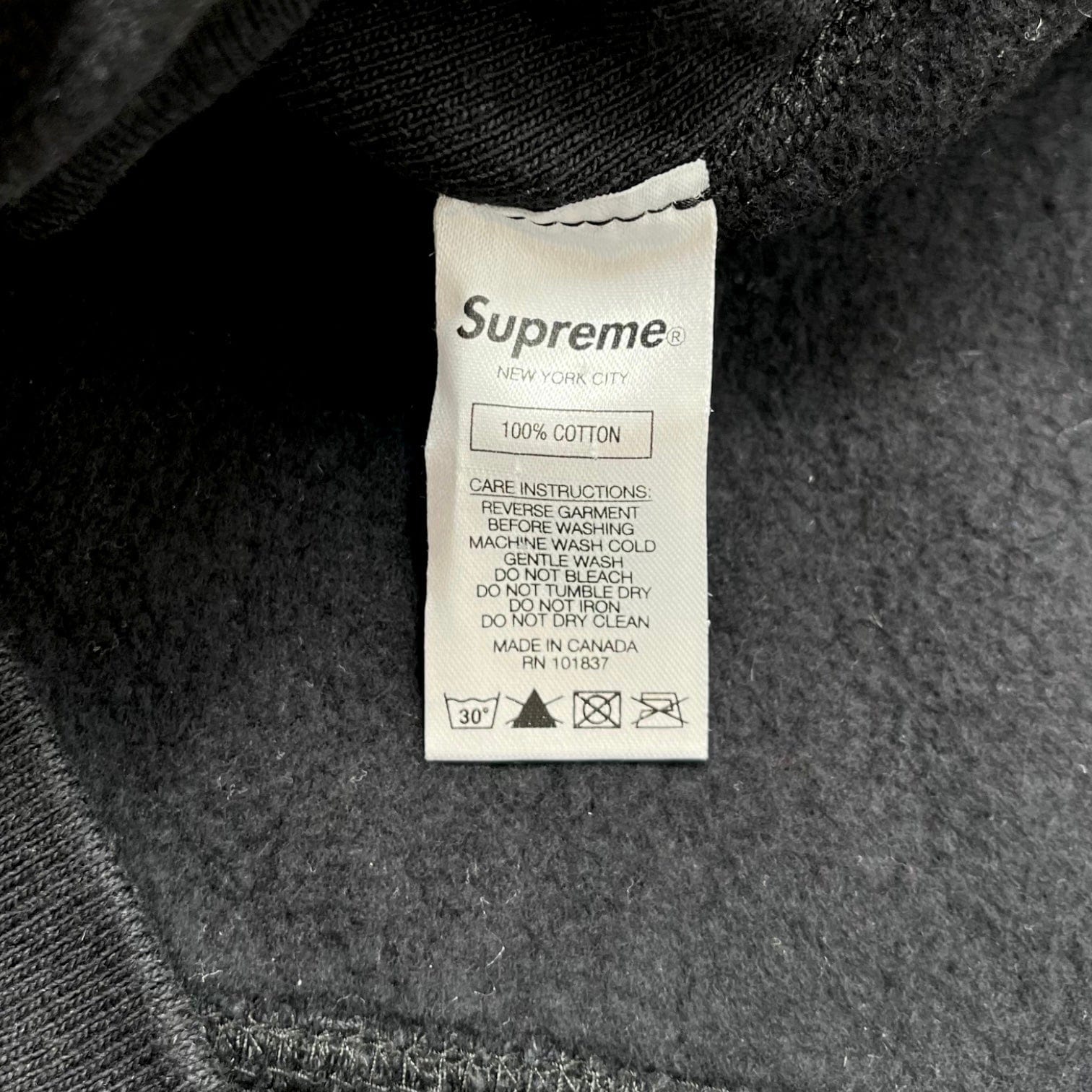 Supreme swarovski box discount logo hooded sweatshirt black