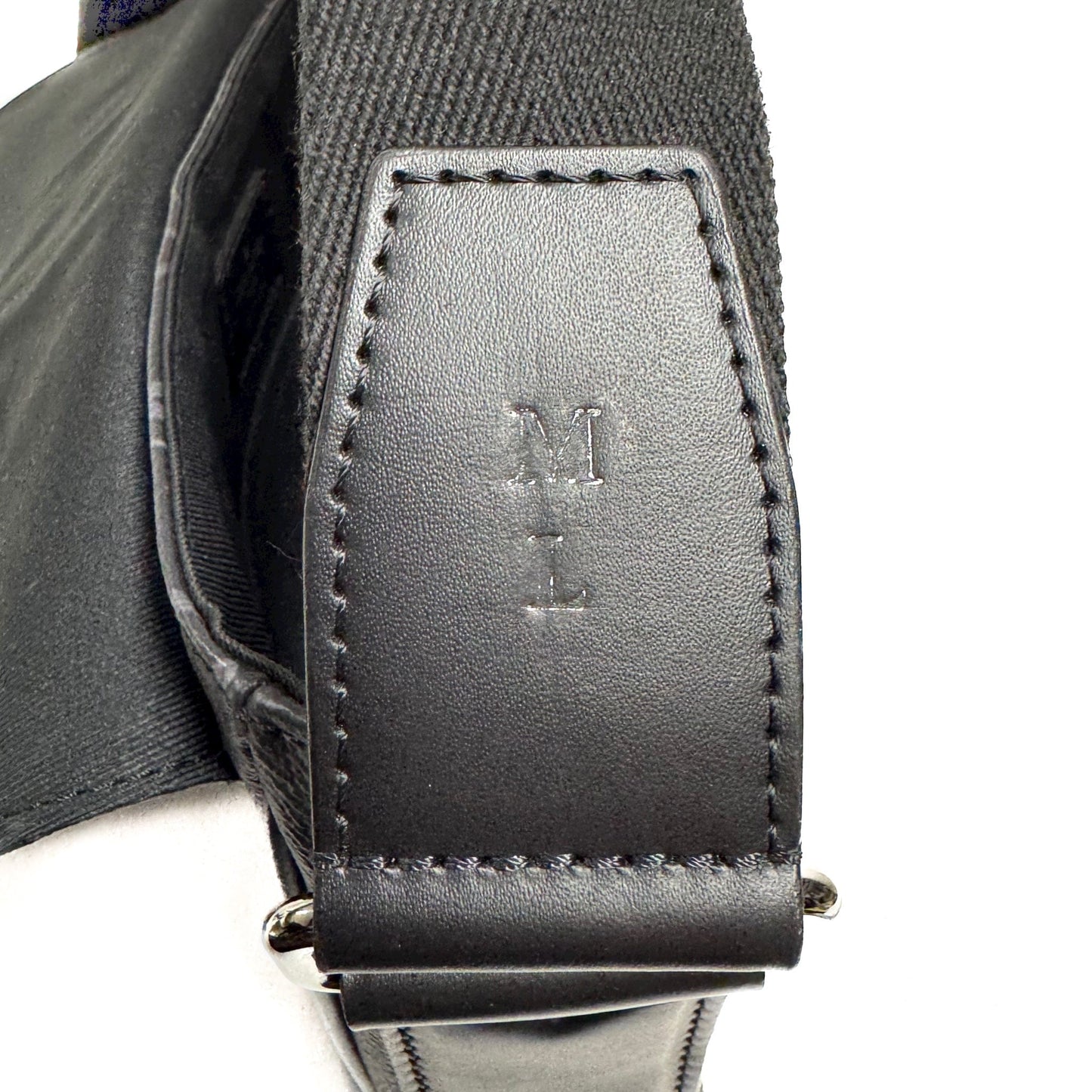 790cb59d-f09e-438f-84a2-97dc620bf2f4