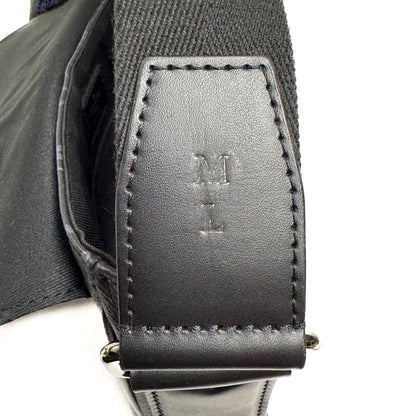 790cb59d-f09e-438f-84a2-97dc620bf2f4