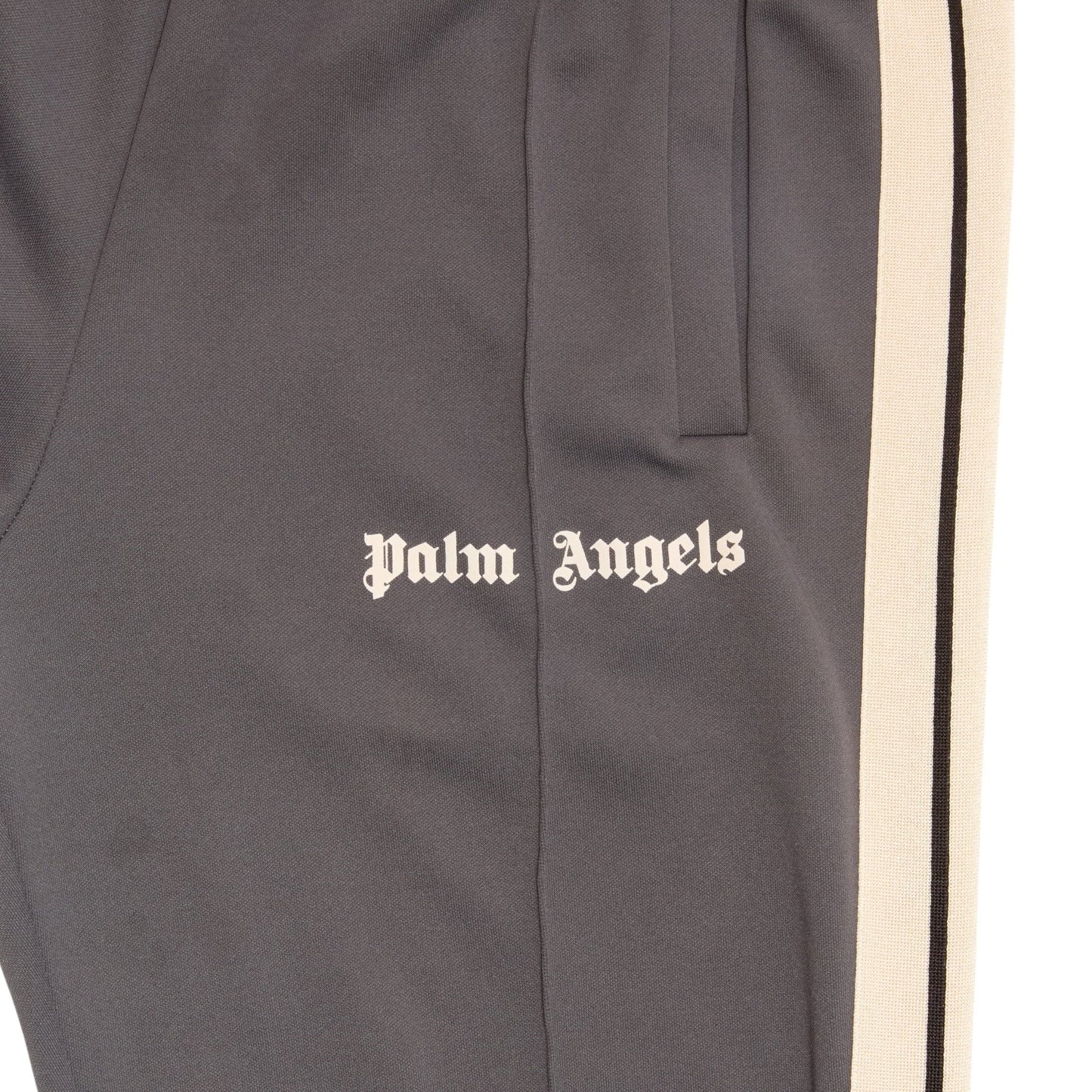 796f28bc-ae46-4ad6-ba9b-7412c2738250