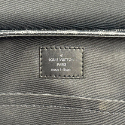 82b59075-c960-4bfe-b536-f6eb658b4d5e