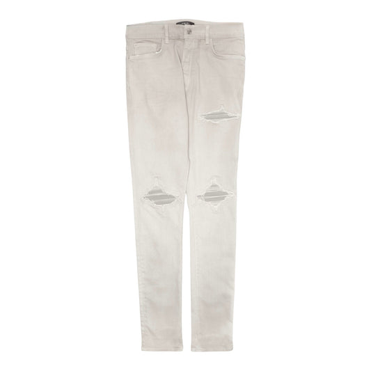 98bacd70-33d0-4daa-be52-95ddf5bcda92