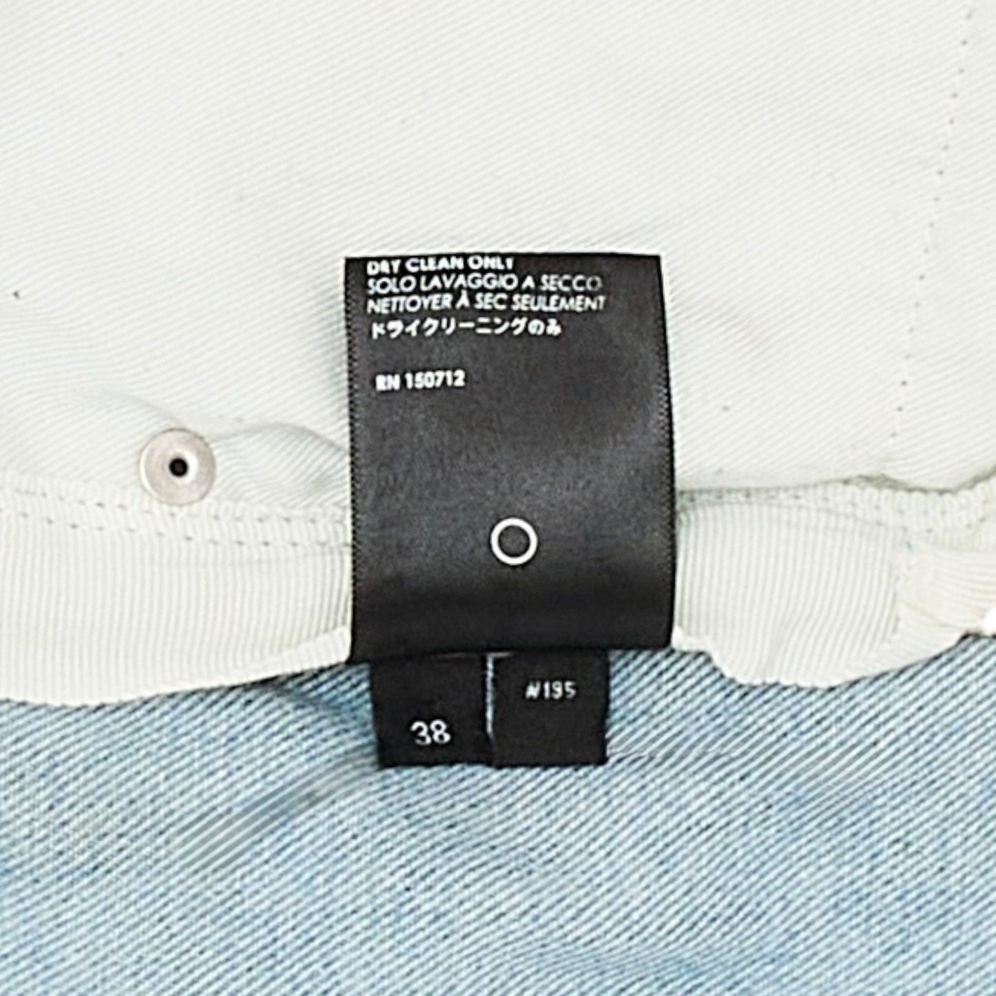 b24c0a18-0343-4d1d-b16a-2d0fd69bd1d4