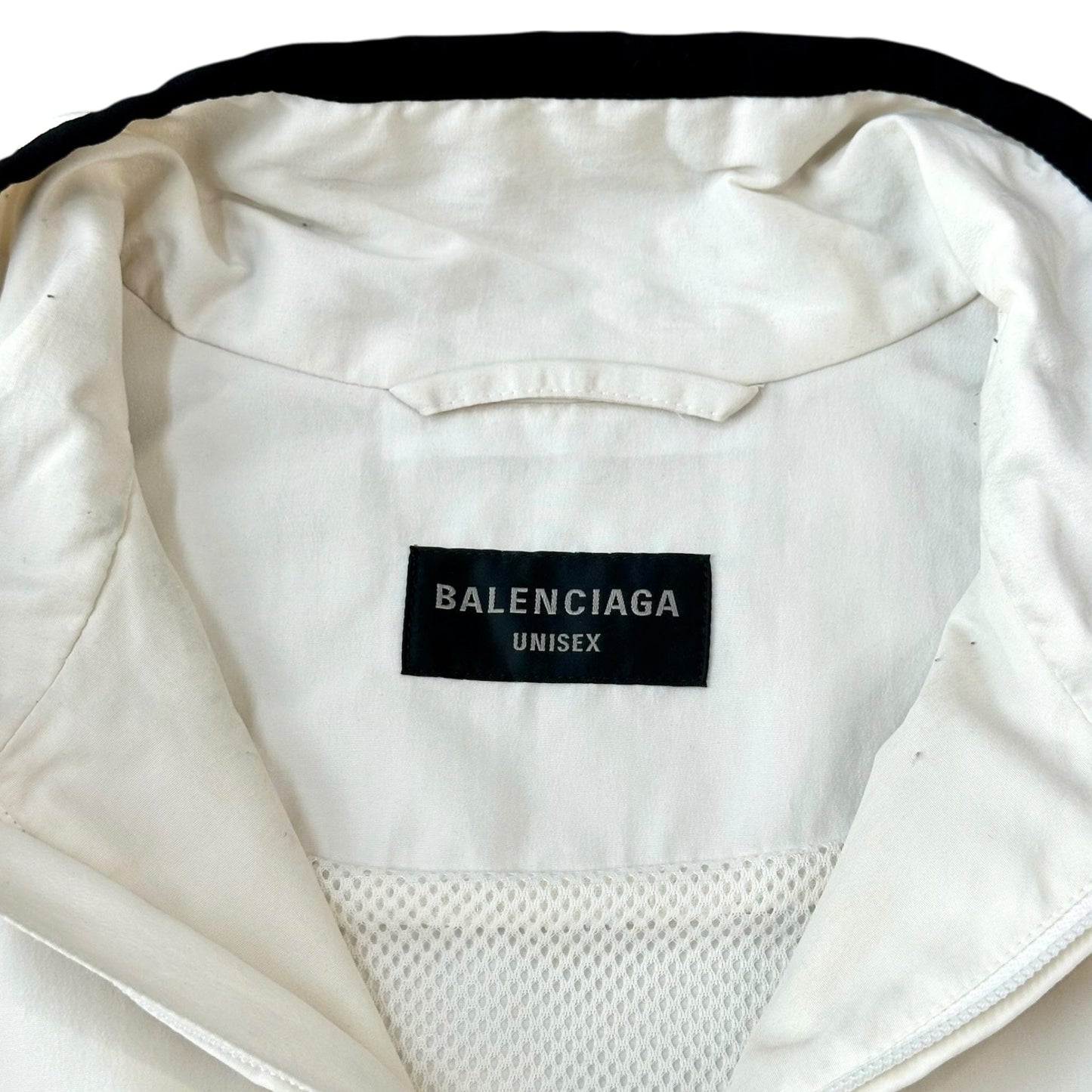 b45e83a0-40e8-48ef-b48d-0da3b18a22a8