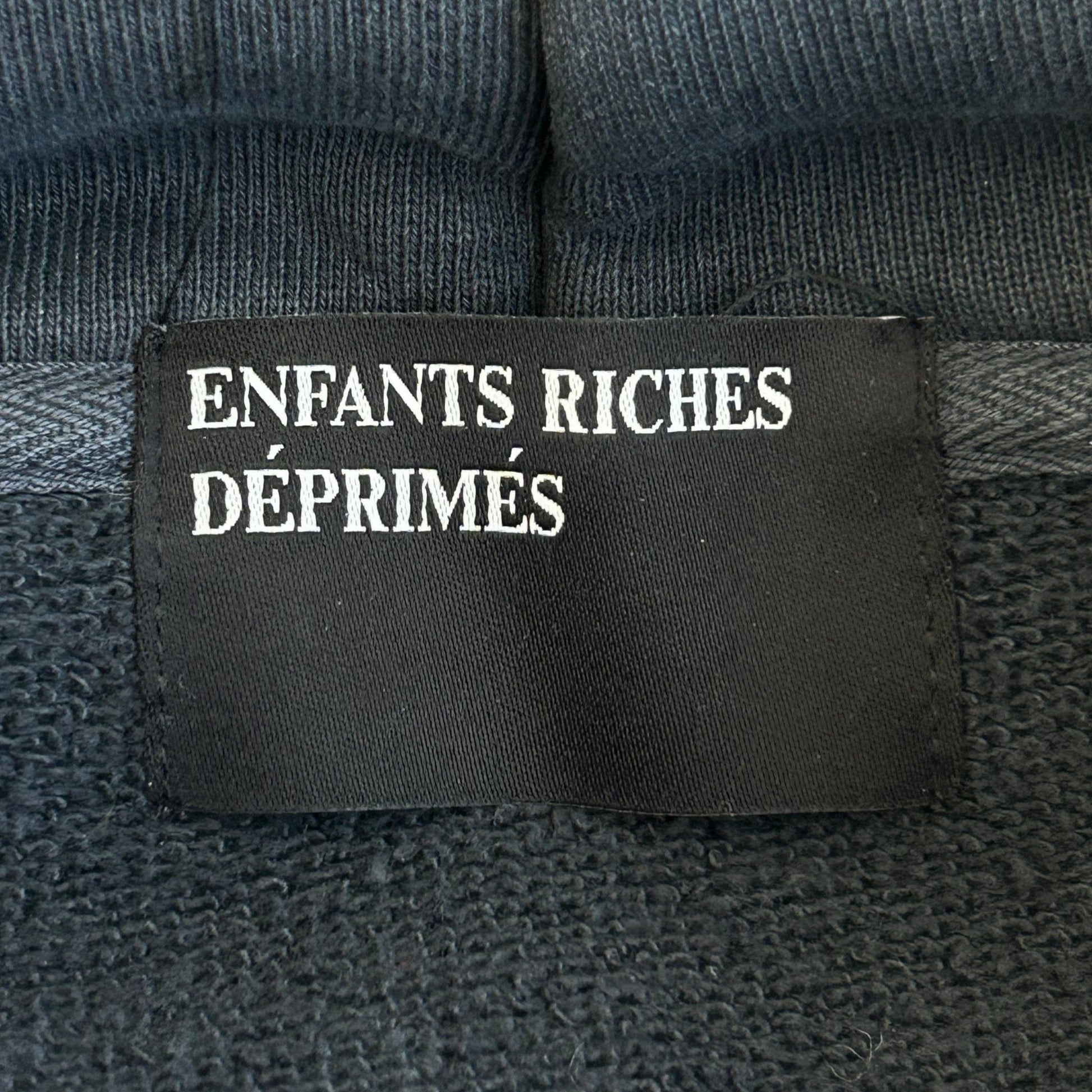 c415b304-2f1b-4a14-bfae-61d03feedcc5