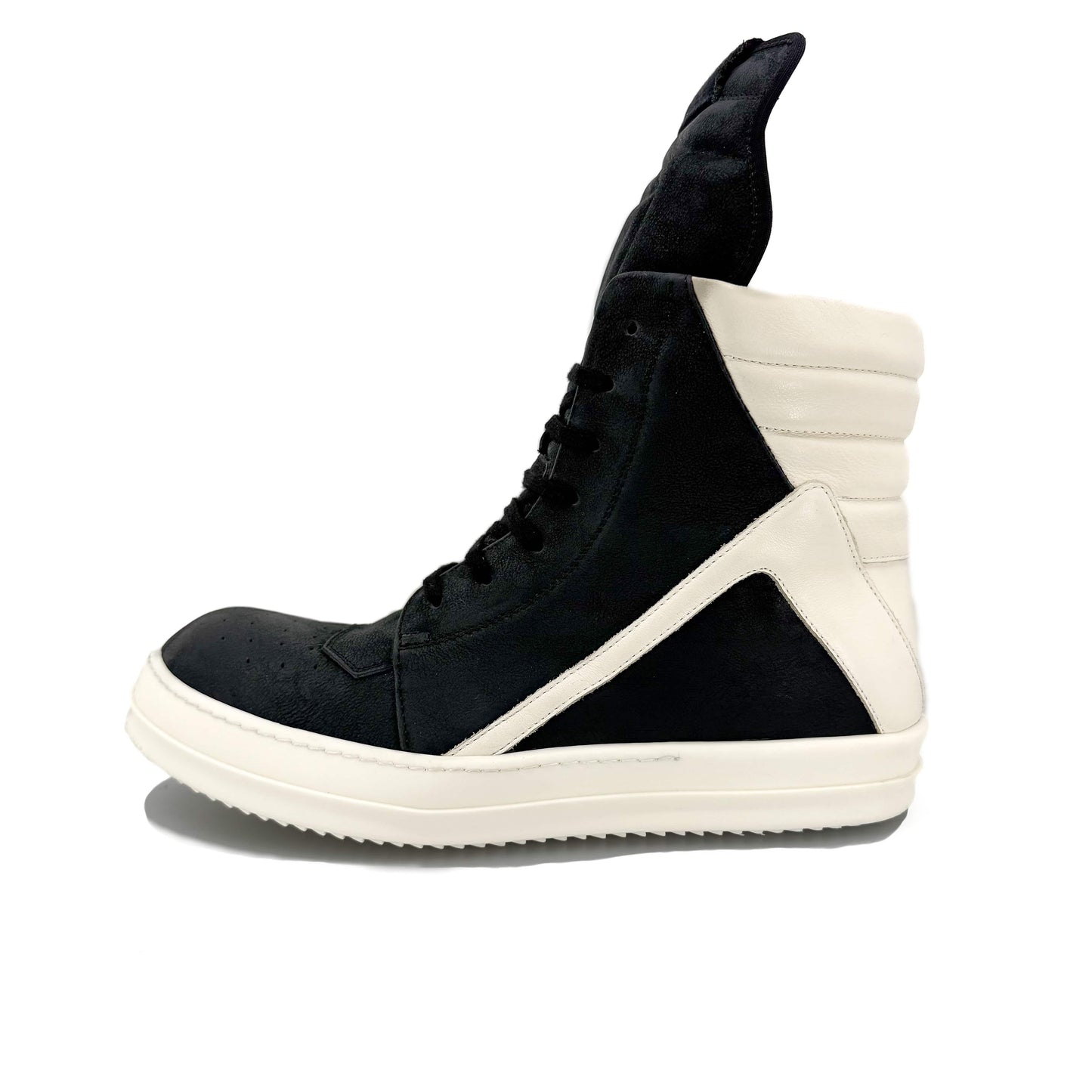 c6c898e3-a0da-4664-95e9-d04edc212817