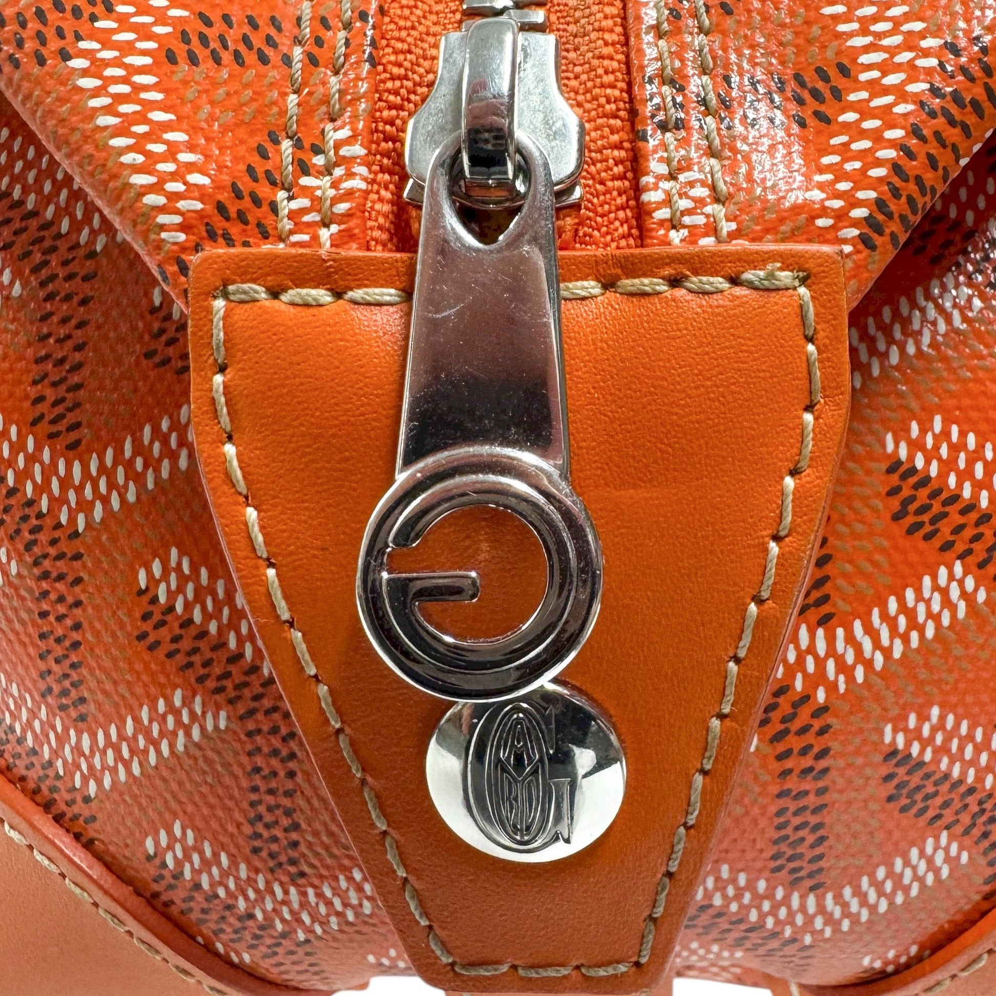 c6dc396c-1f56-40f4-889b-50454ebb1d3e