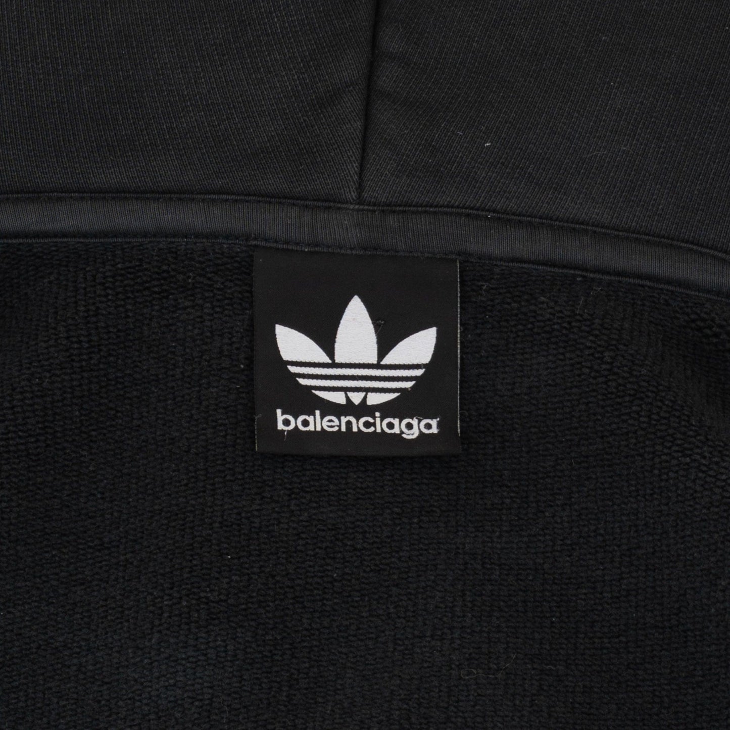 e6aafda0-48a8-40af-a35a-4e963f85301a