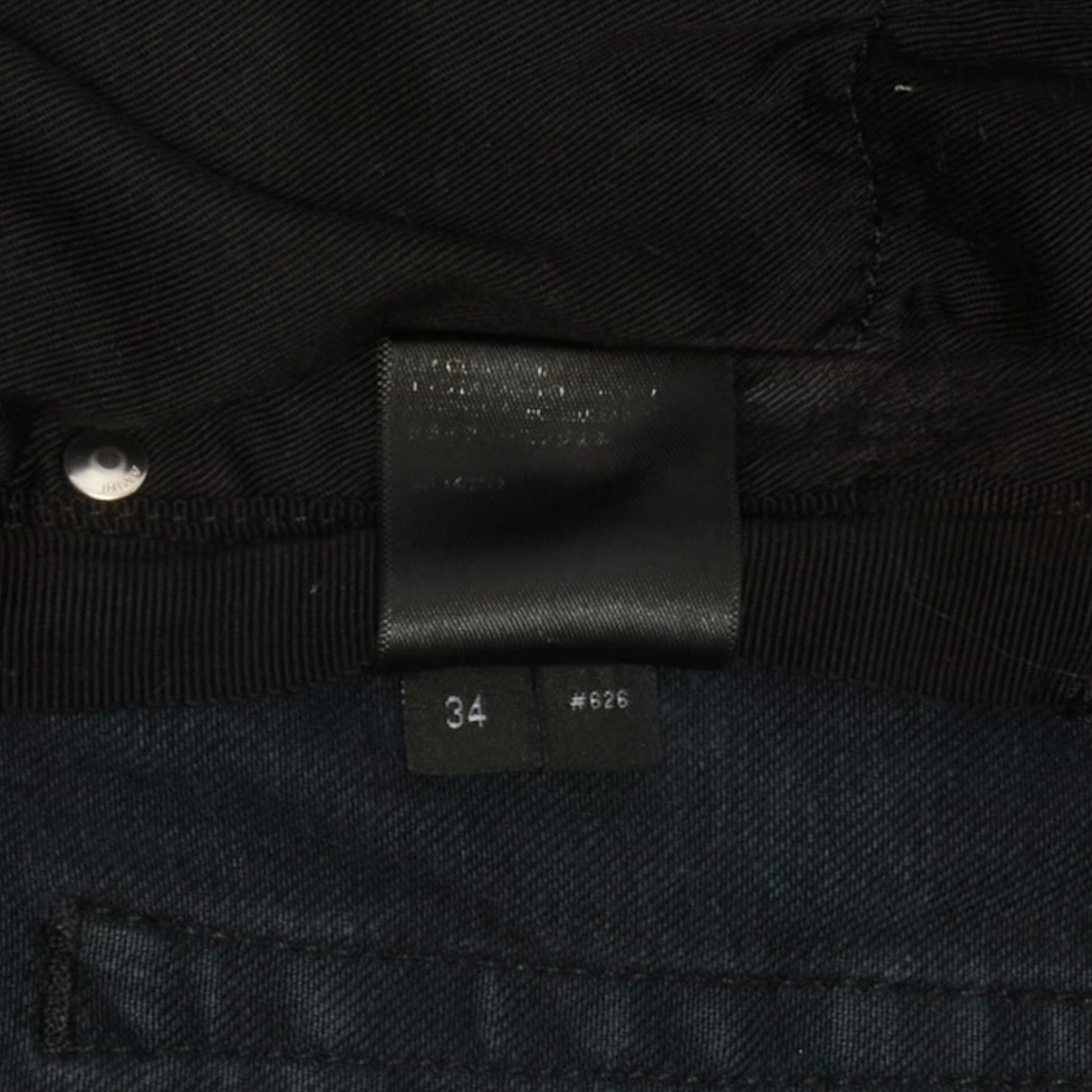 e864a740-c2bd-4536-96e0-ea1615f5412f