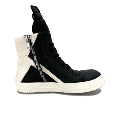 eca43167-63ad-4f9a-81d0-146a89163bd2