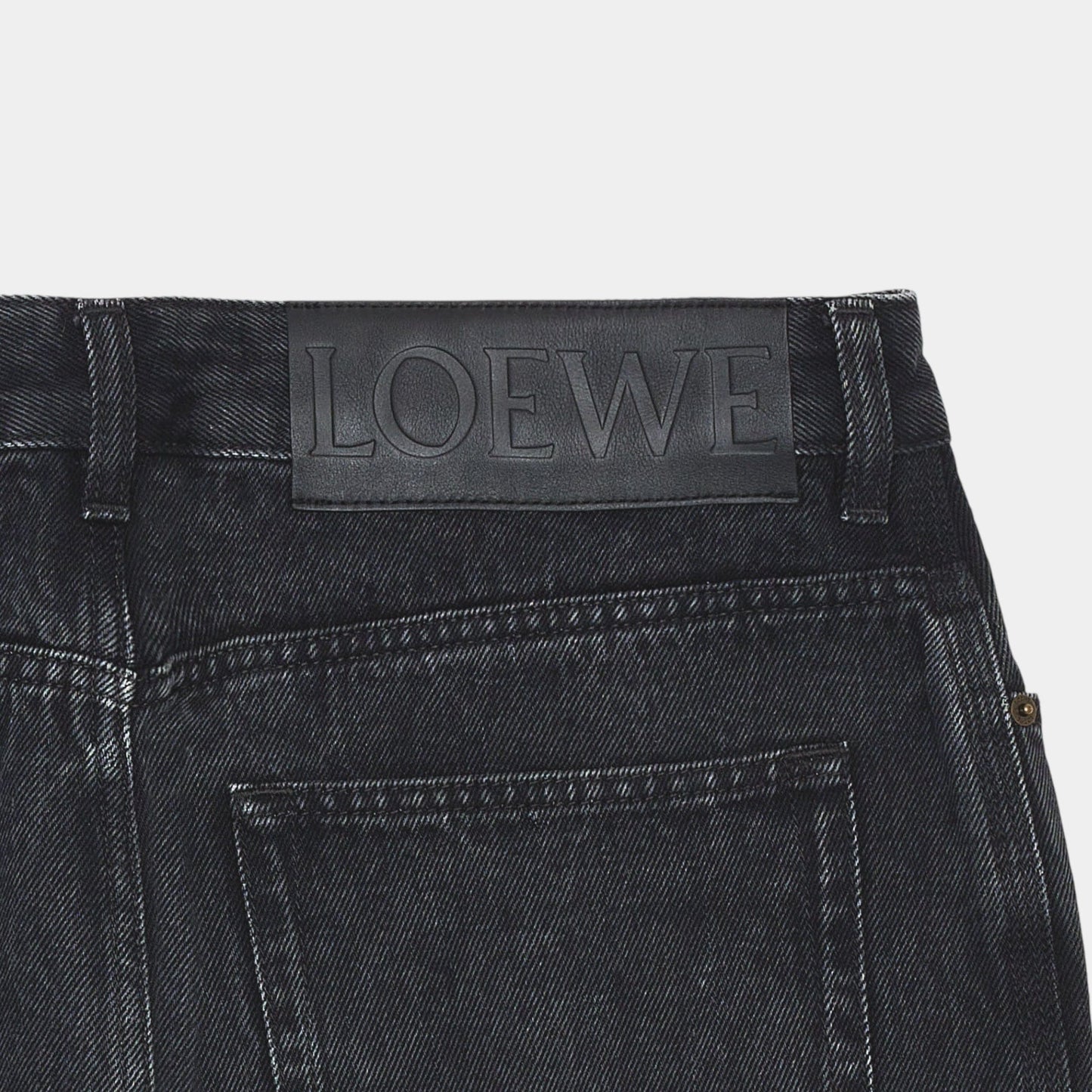 eef00c02-f0f5-4adc-9461-bbd21df0c34e