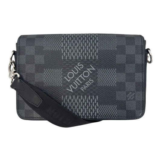 f1278f34-5b04-4c25-b39e-2f3bf4659b72