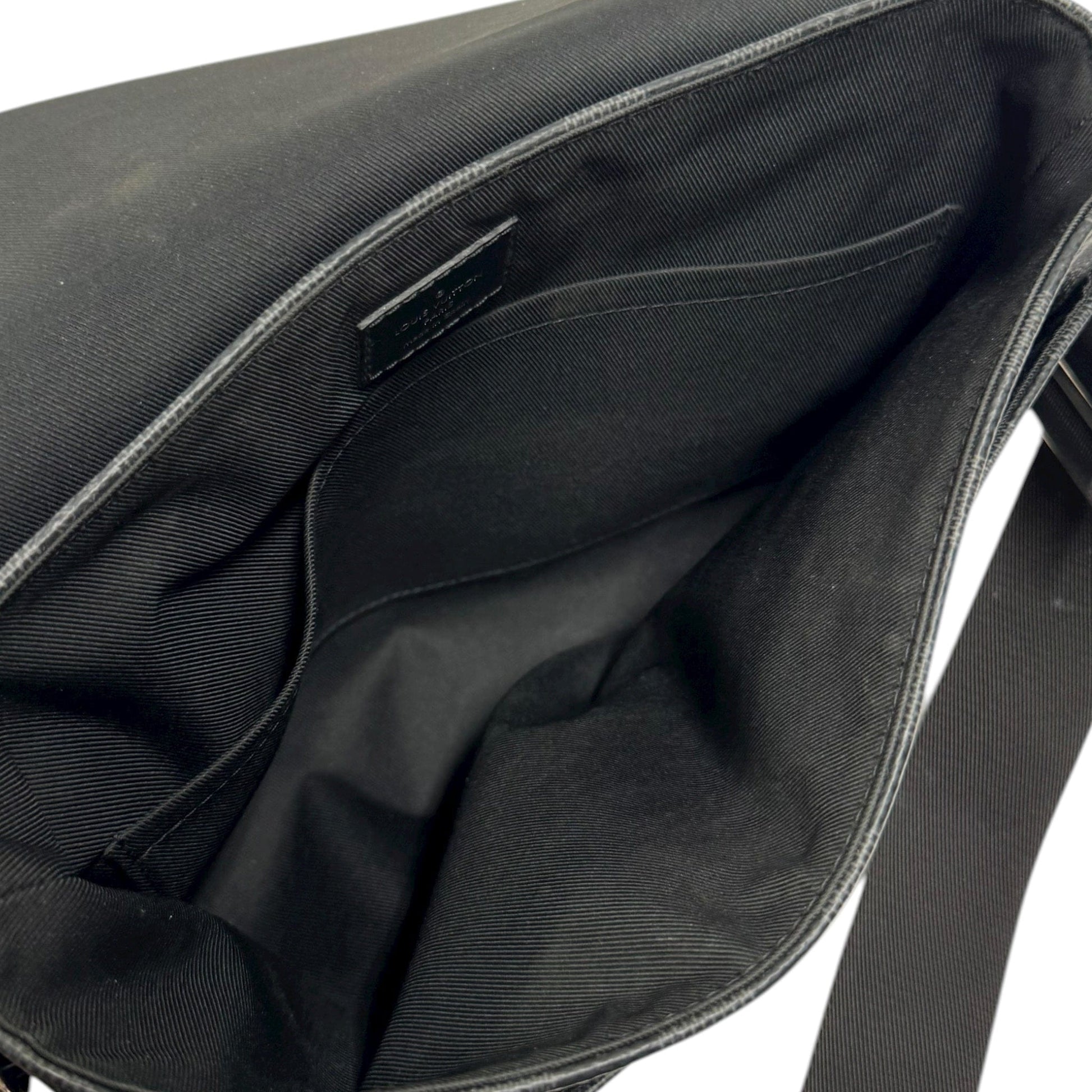 feb074dd-5165-45f1-9059-a6a1f11756f9