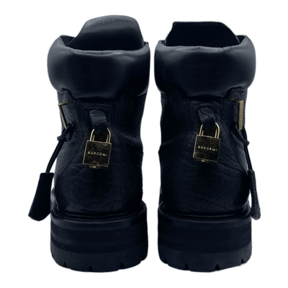 1ea0dc01-d5fb-475c-860e-b95bfa2edcb4