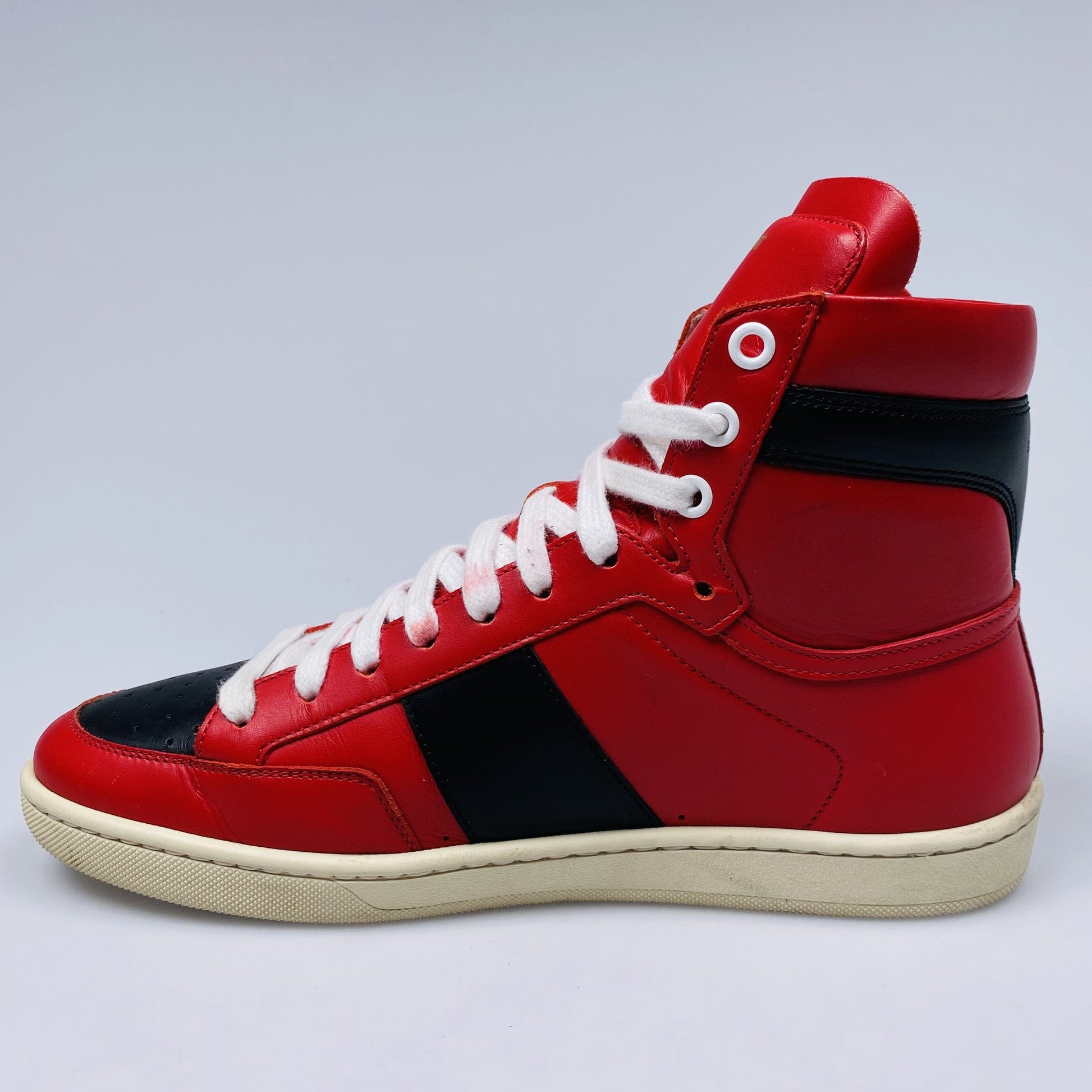 cfb75e81-33ee-48b4-b406-40a9067892c9